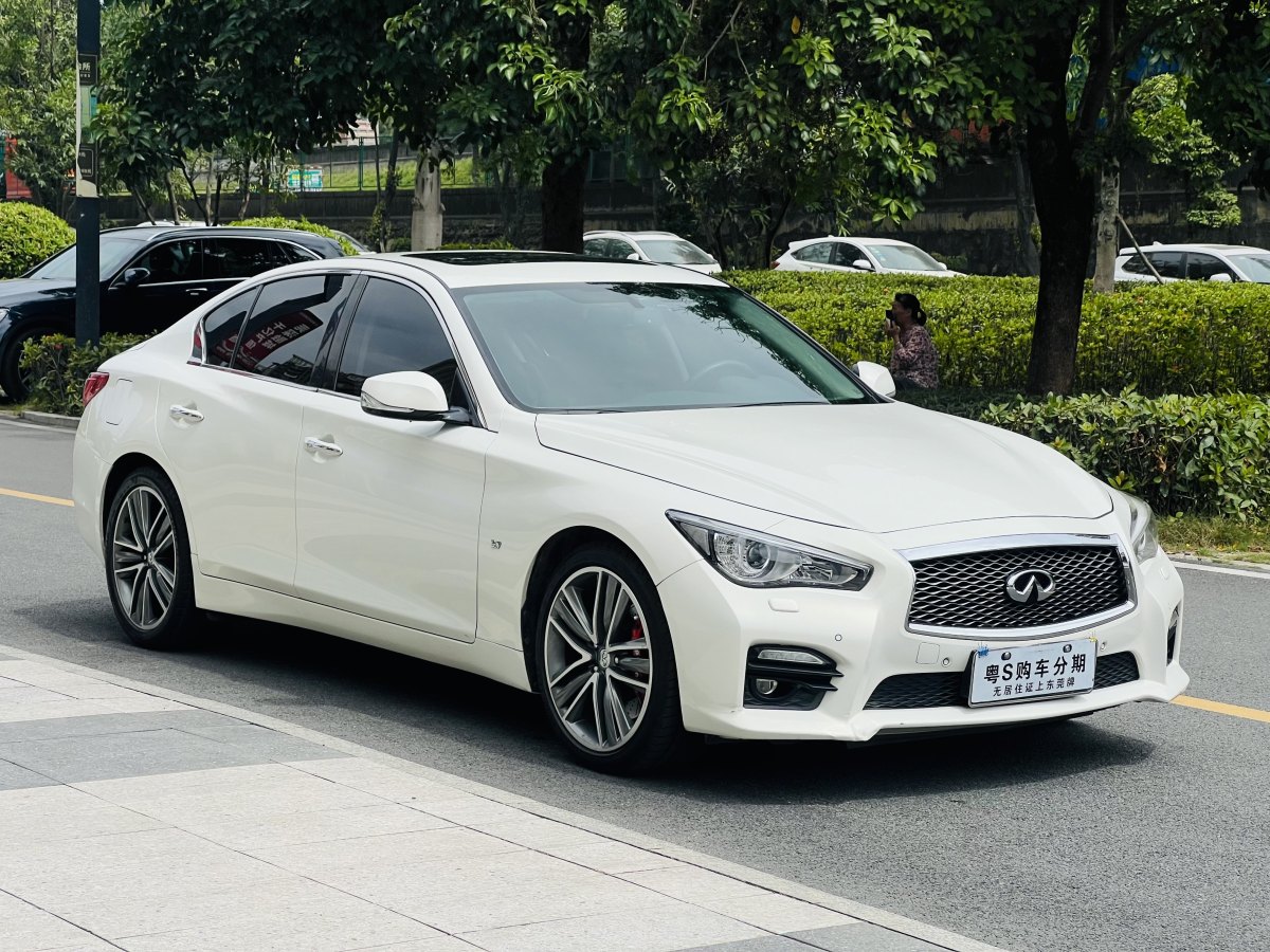 2017年3月英菲尼迪 Q50  2014款 3.7L 豪華運動版