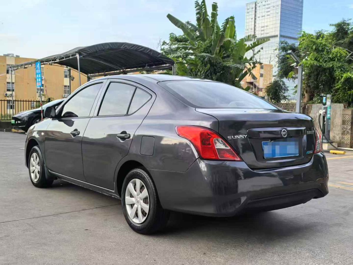 日產(chǎn) 逍客  2016款 1.2T CVT時尚版圖片