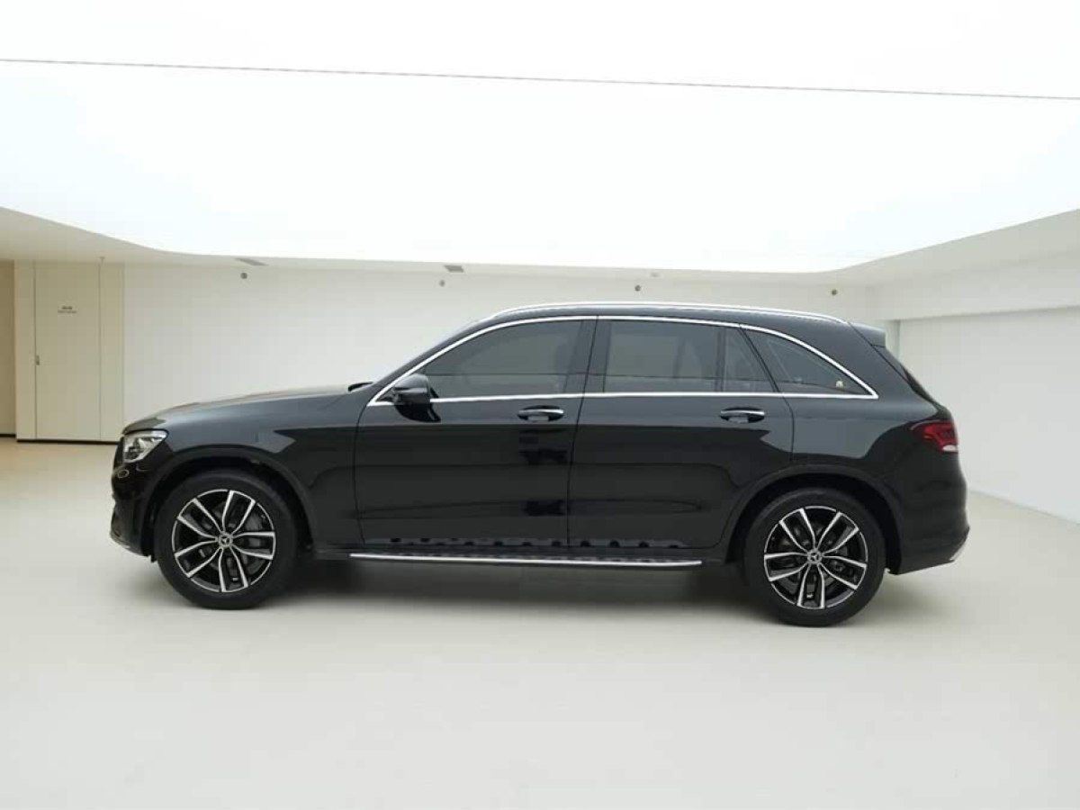 奔馳 奔馳GLC  2018款 改款 GLC 300 4MATIC 動感型圖片