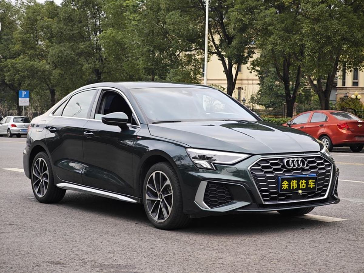 奧迪 奧迪A3  2022款 Sportback 35 TFSI 進(jìn)取運(yùn)動型圖片