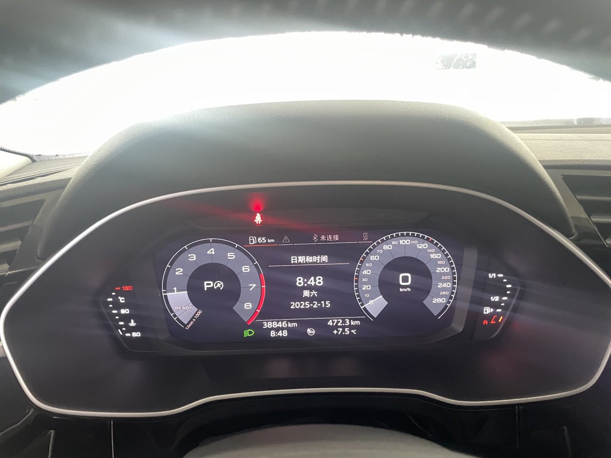 奧迪 奧迪Q3  2024款 35 TFSI 時(shí)尚動(dòng)感型圖片