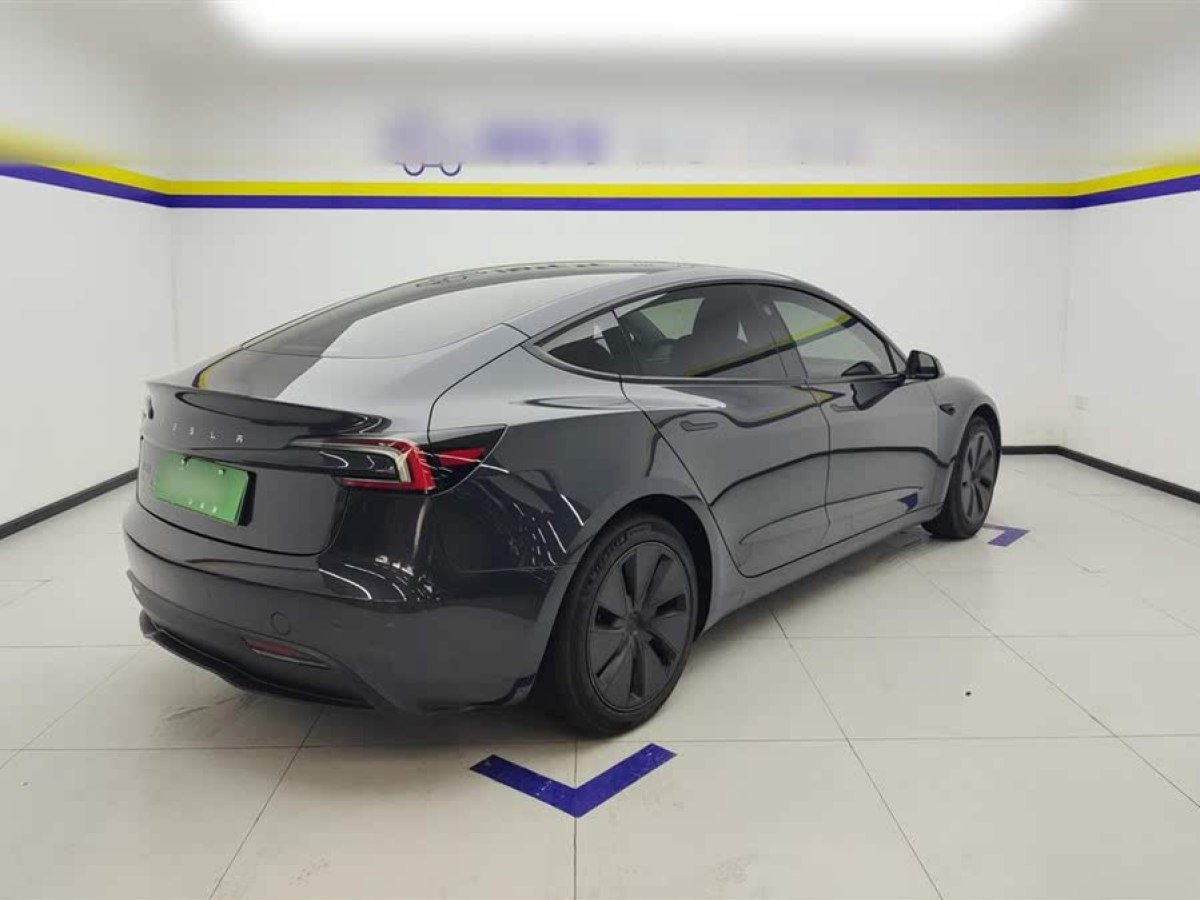 特斯拉 Model 3  2023款 煥新版 后輪驅(qū)動(dòng)圖片