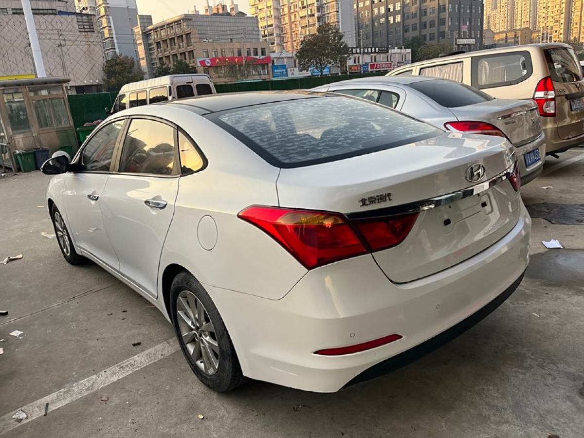 現(xiàn)代 名圖  2014款 1.8L 自動智能型GLS圖片