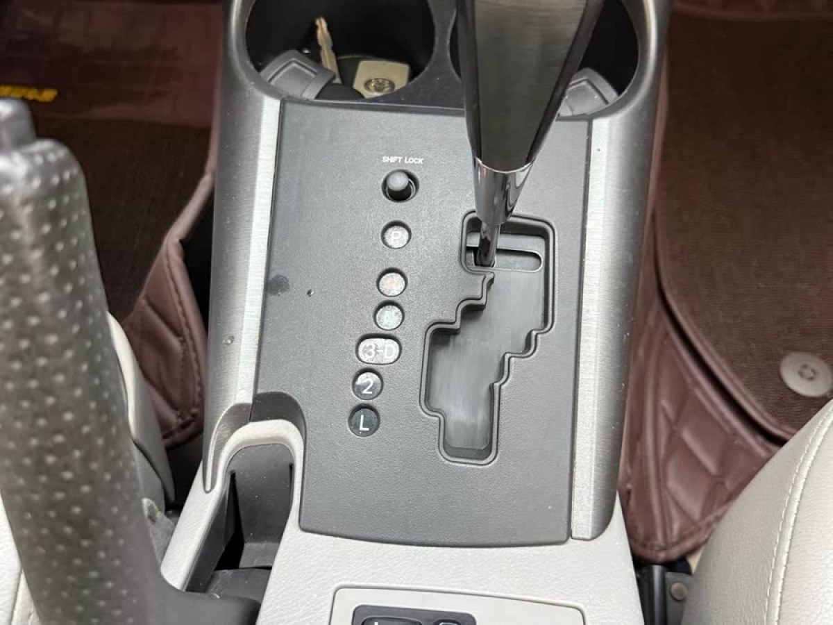豐田 RAV4榮放  2010款 2.4L 自動(dòng)豪華升級(jí)版圖片