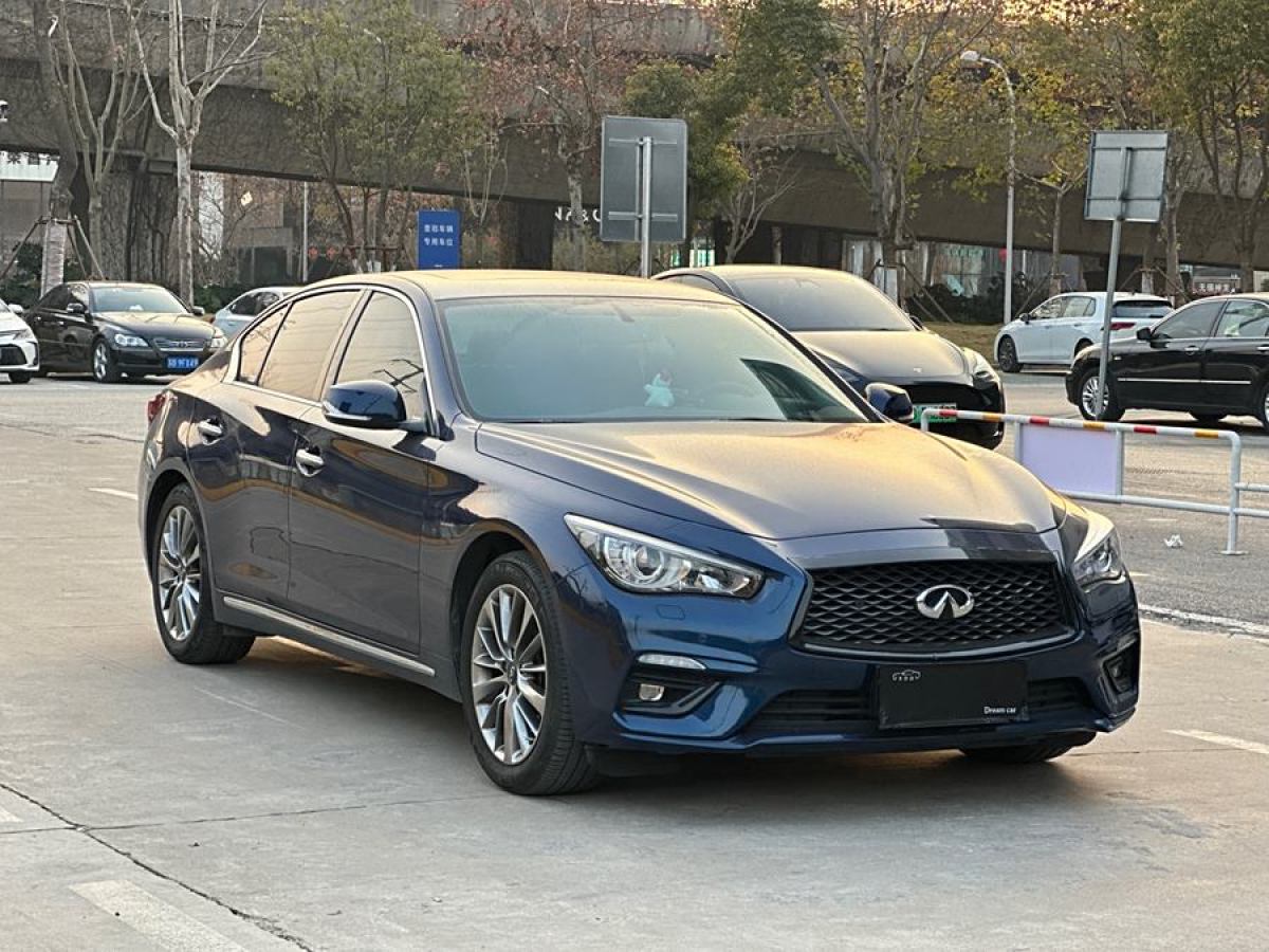 英菲尼迪 Q50L  2018款  2.0T 逸享版 國(guó)VI圖片