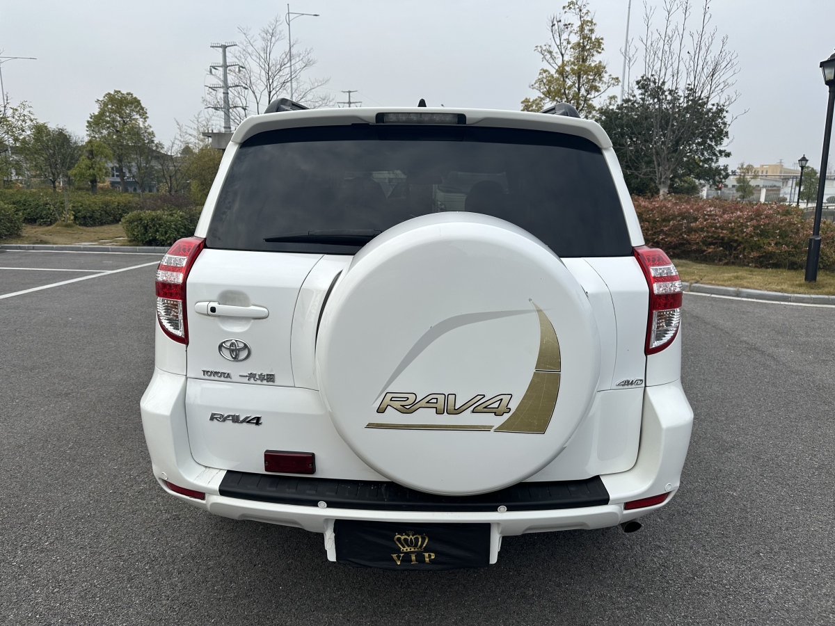 豐田 RAV4榮放  2010款 2.4L 自動豪華升級版圖片