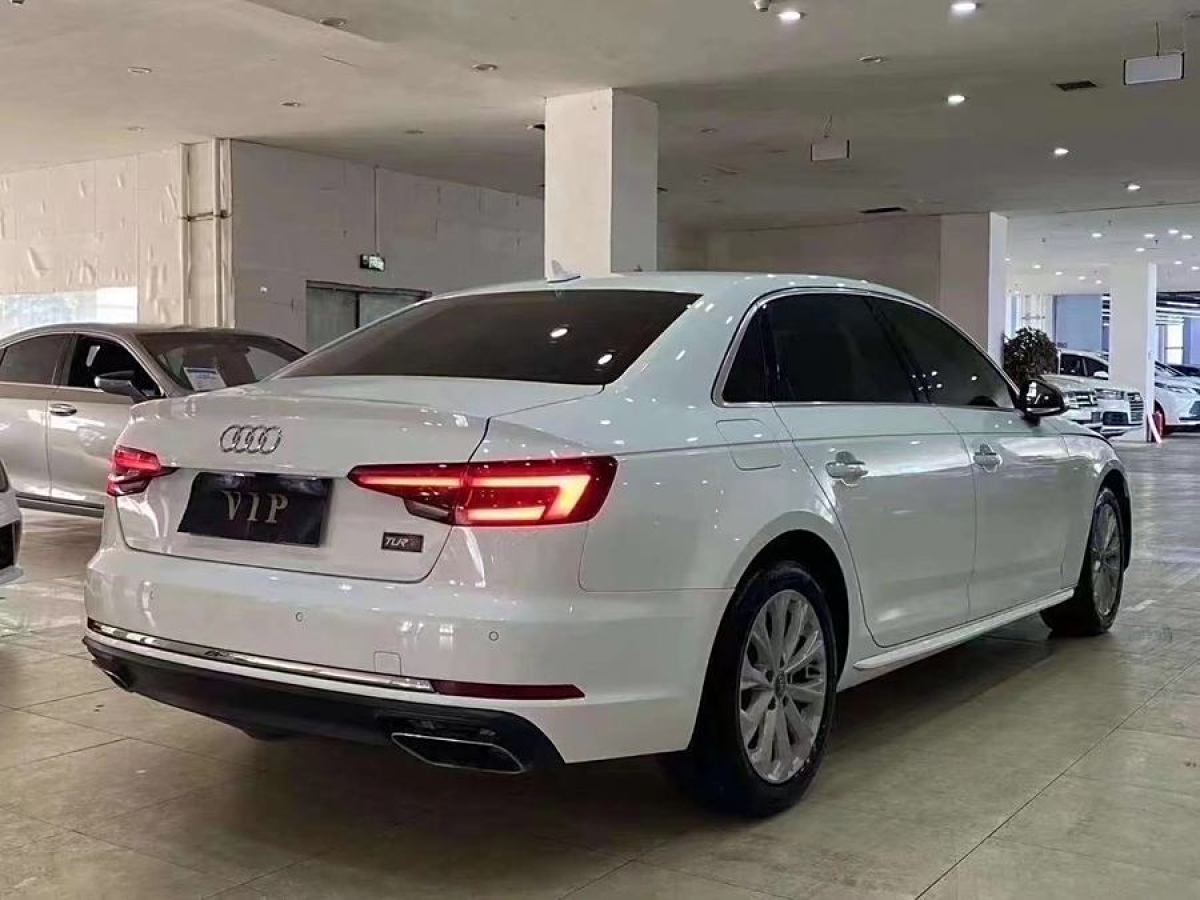 奧迪 奧迪A4L  2019款 40 TFSI 進(jìn)取型 國(guó)VI圖片