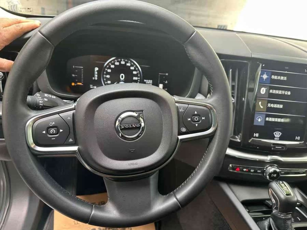 沃爾沃 XC60  2020款 T5 四驅智逸豪華版圖片