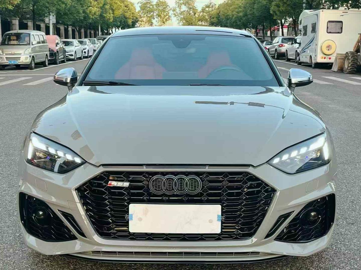 2021年6月奧迪 奧迪RS 5  2021款 RS5 Coupe 暗金版