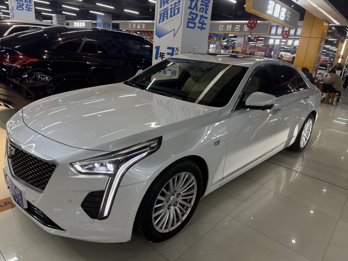 凱迪拉克 CT6  2019款 28T 時(shí)尚型圖片