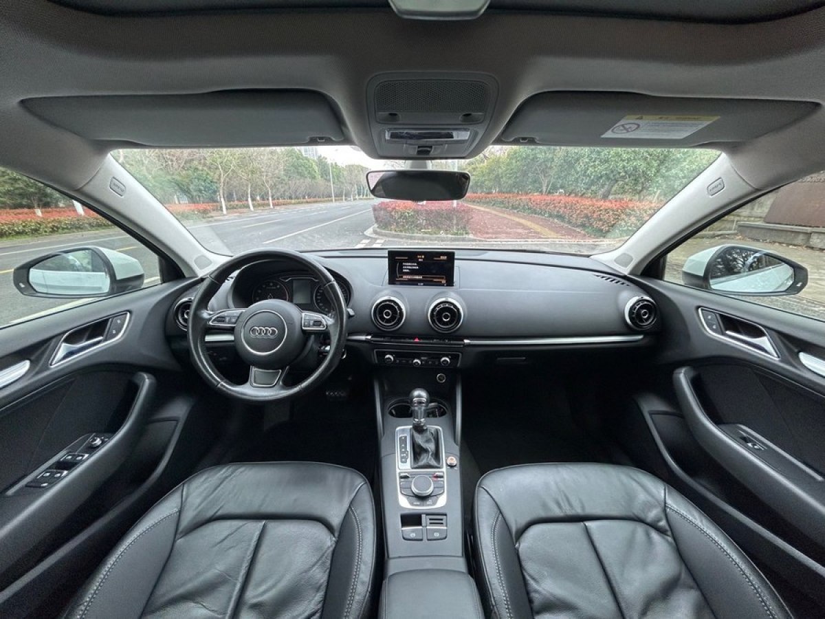 2016年3月奥迪 奥迪A3  2015款 Limousine 40 TFSI 自动舒适型