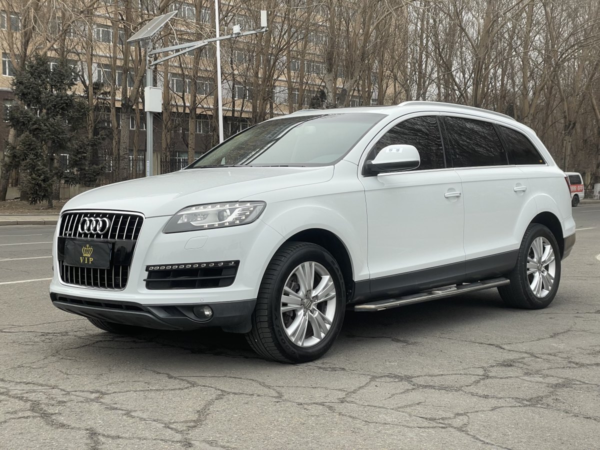 奧迪 奧迪Q7  2014款 35 TFSI 進(jìn)取型圖片