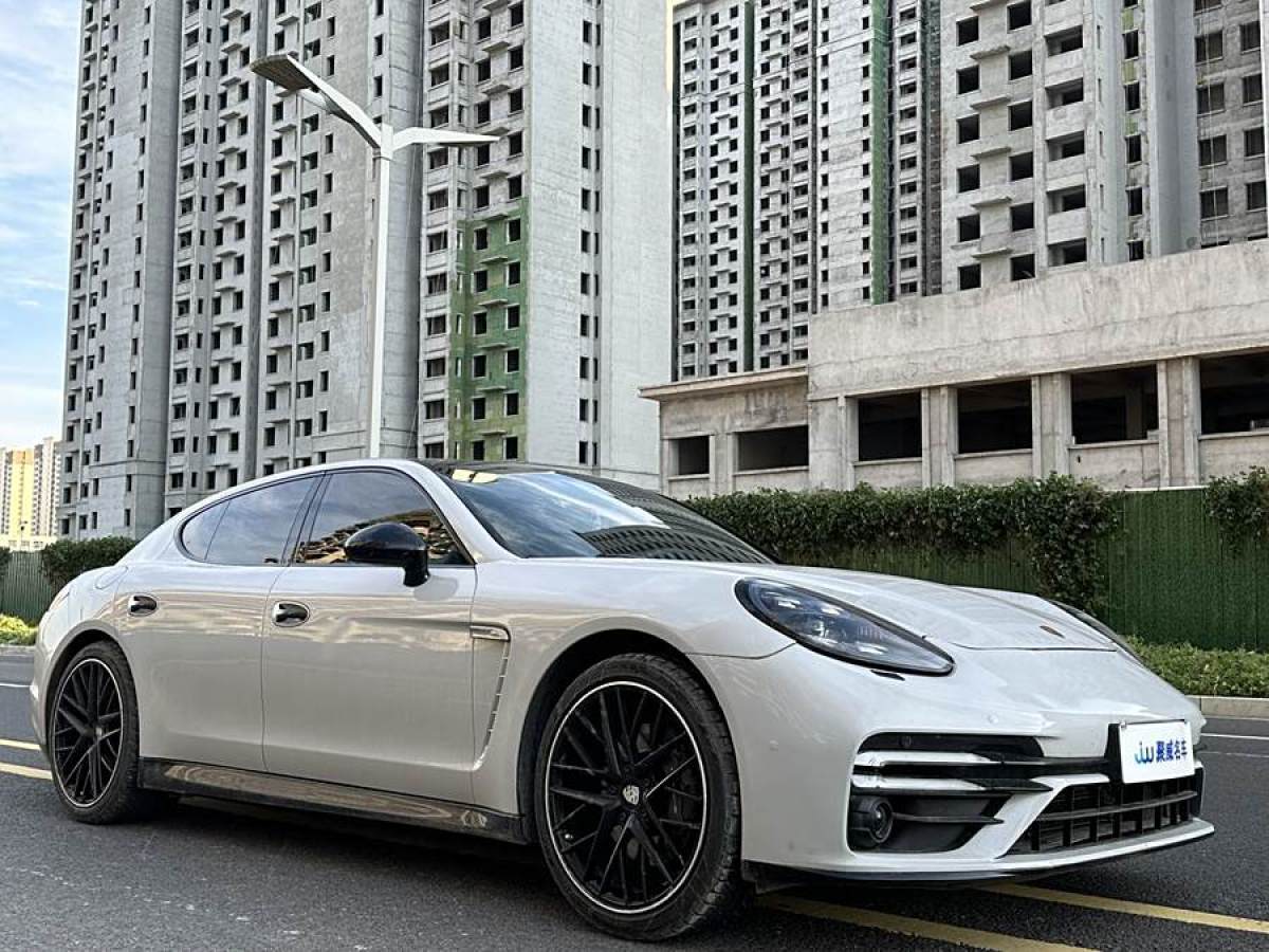 2013年1月保時(shí)捷 Panamera  2010款 Panamera 3.6L