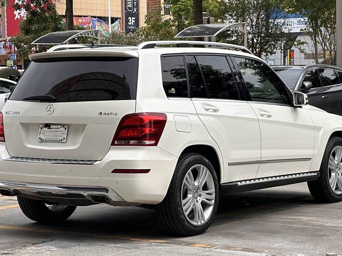 2015年5月奔馳 奔馳GLK級  2014款 GLK 200 標(biāo)準(zhǔn)型