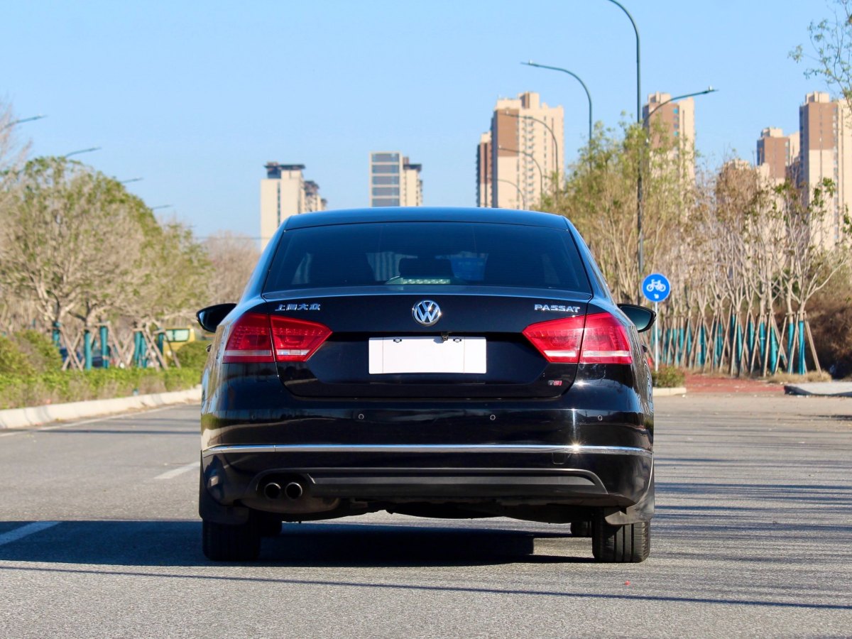 大眾 帕薩特  2015款 1.8TSI DSG尊榮版圖片