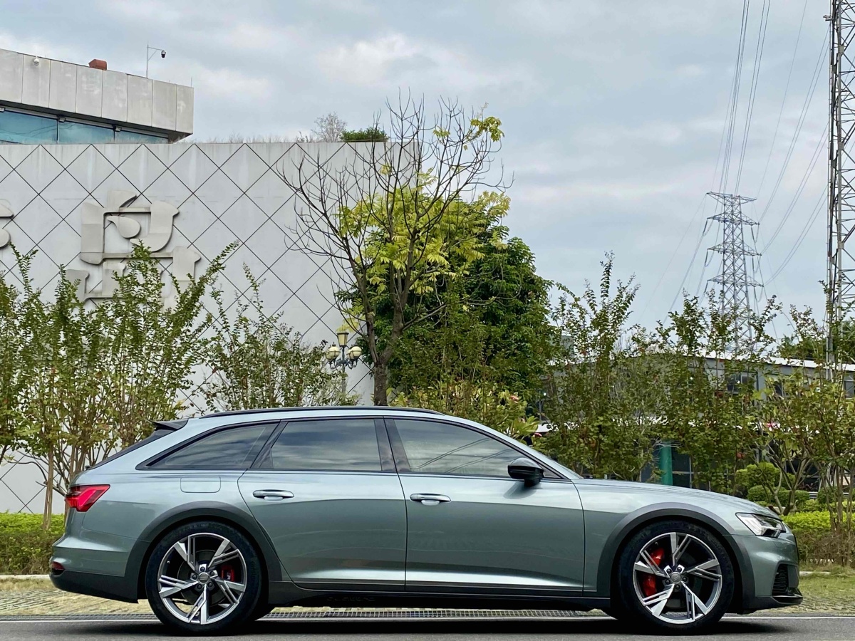 奧迪 奧迪A6  2021款 Allroad 探索家 55 TFSI 尊享越野型圖片