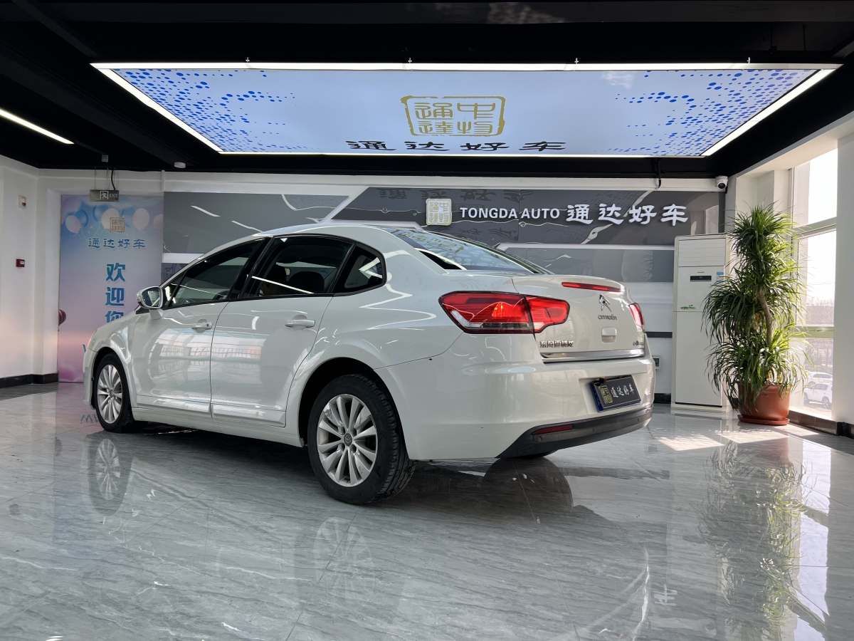 雪铁龙 世嘉  2013款 三厢 1.6L 自动品尚型图片