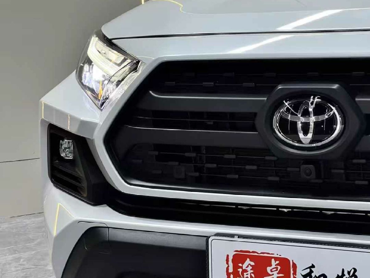 2023年1月豐田 RAV4榮放  2023款 2.0L CVT四驅(qū)探險Plus版