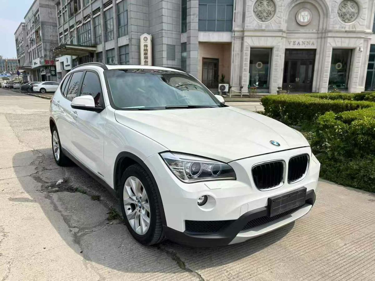 寶馬 寶馬X1  2013款 X1 xDrive20i 2.0T 探索版圖片