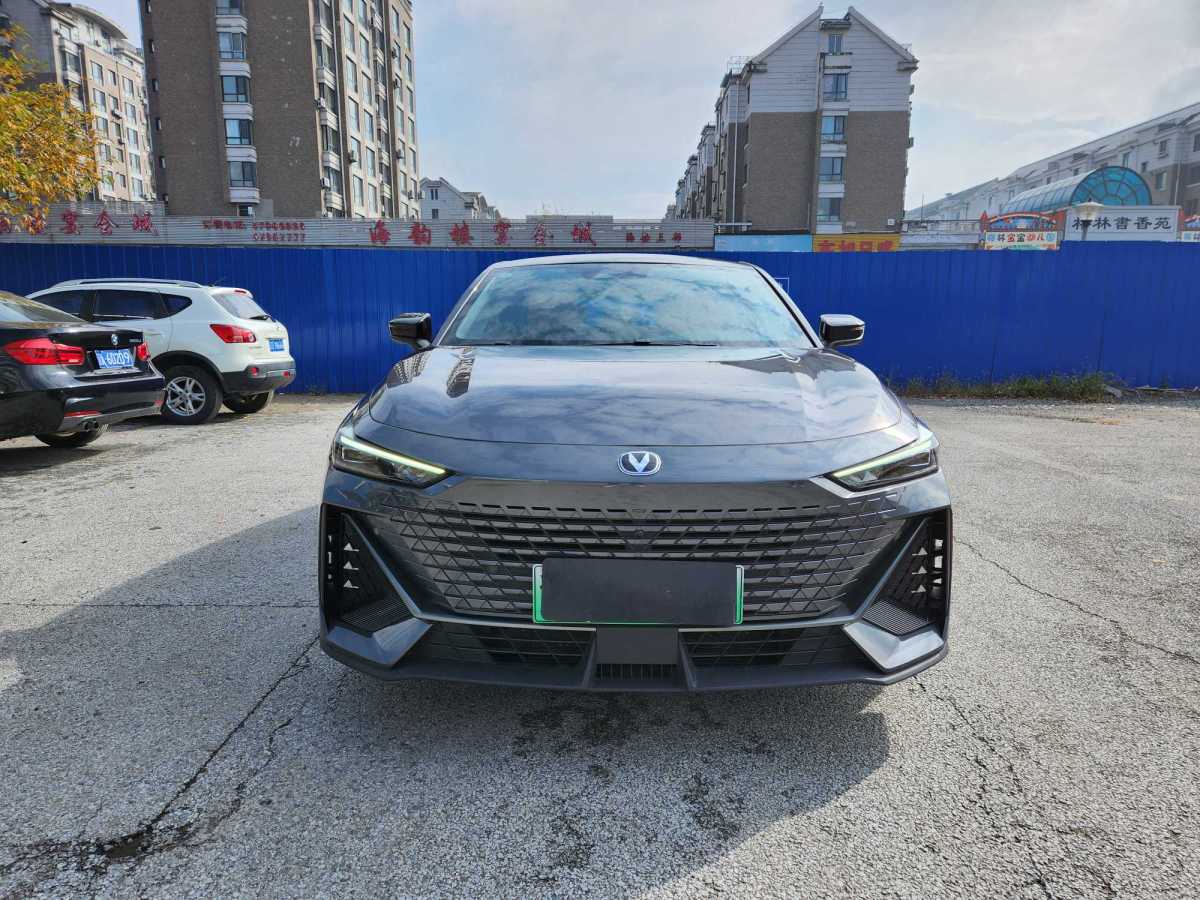 長(zhǎng)安 長(zhǎng)安UNI-V 智電iDD  2023款 智電iDD 1.5T 113km智酷型圖片