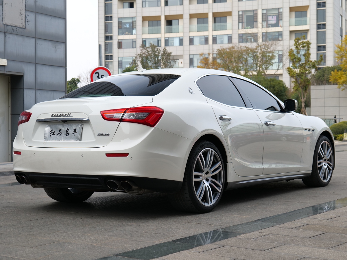 瑪莎拉蒂 Ghibli  2014款 3.0T 標(biāo)準(zhǔn)版圖片