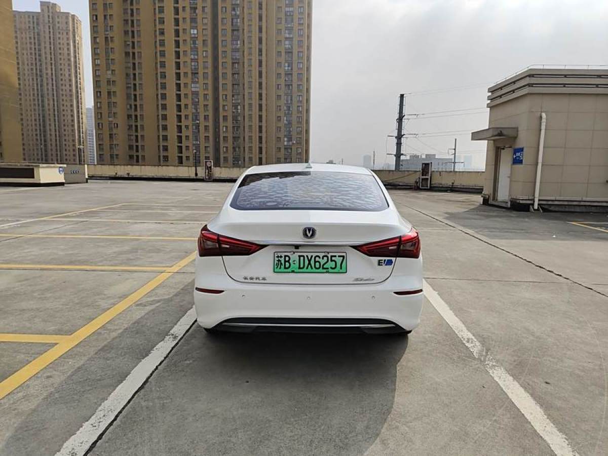 長(zhǎng)安 逸動(dòng)新能源  2019款 EV460 智領(lǐng)版圖片