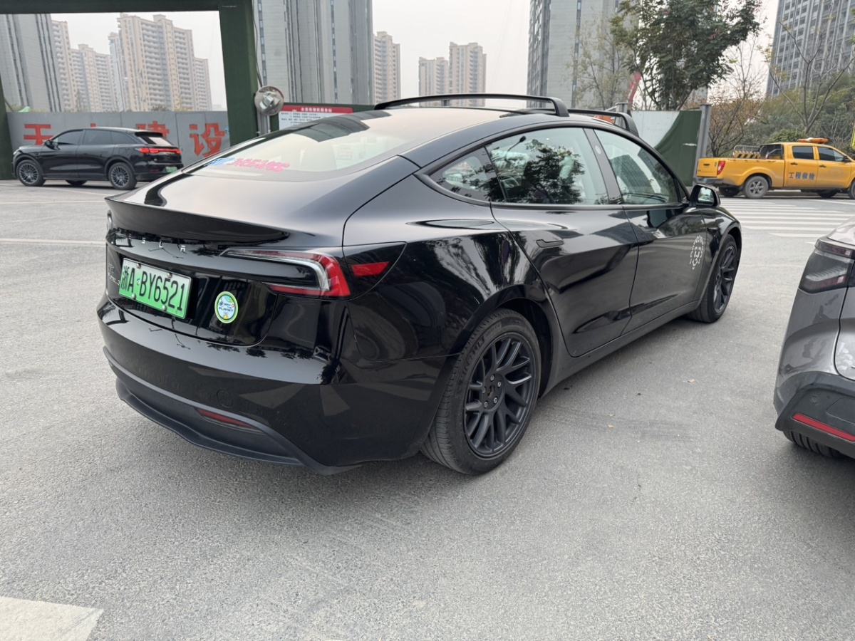 特斯拉 Model 3  2023款 長(zhǎng)續(xù)航煥新版 雙電機(jī)全輪驅(qū)動(dòng)圖片