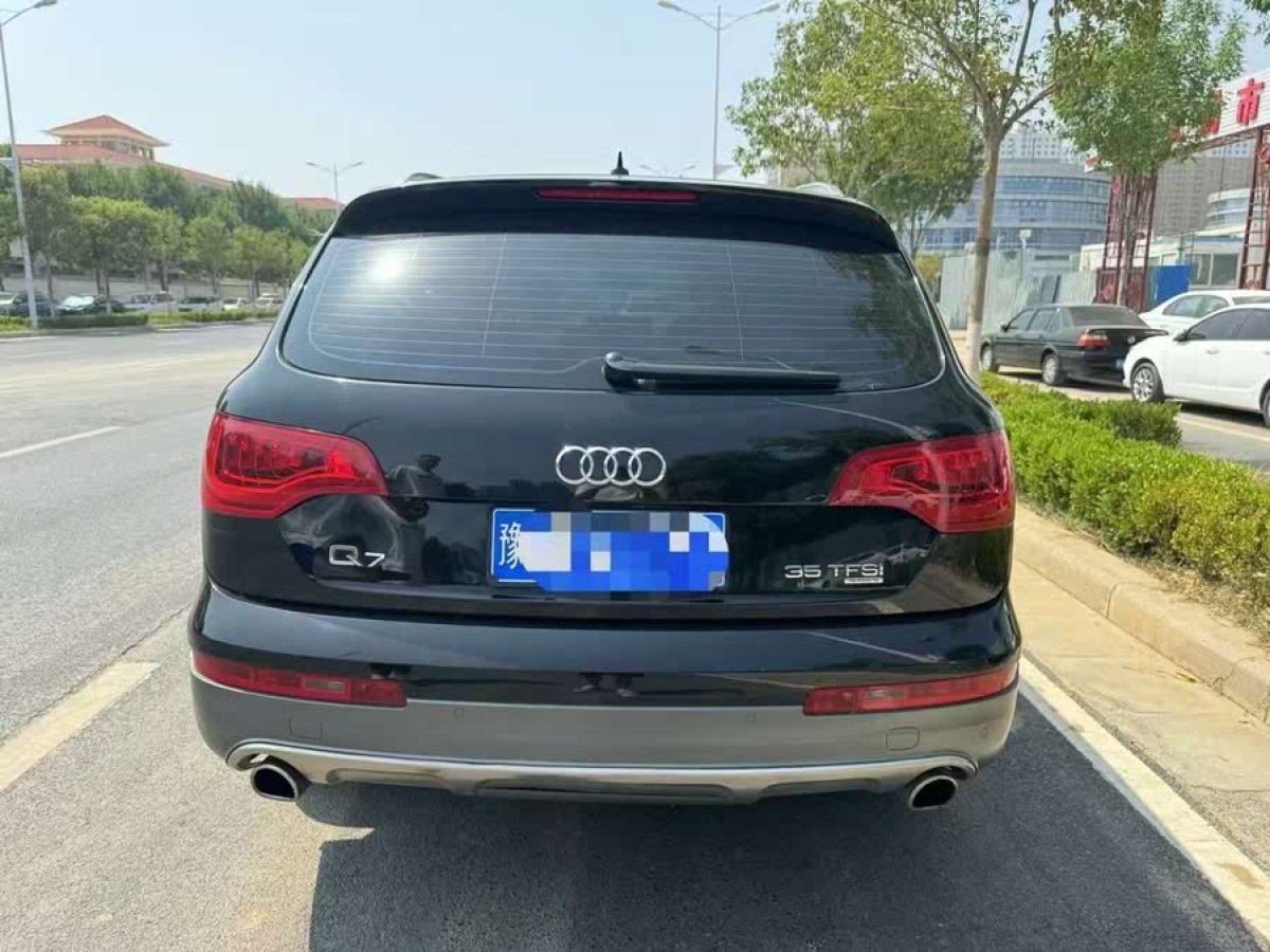 奧迪 奧迪Q7  2014款 35 TFSI 進(jìn)取型圖片