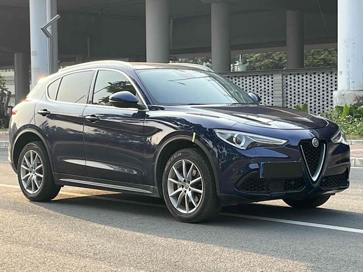 阿爾法·羅密歐 Stelvio  2017款 2.0T 280HP 豪華版圖片