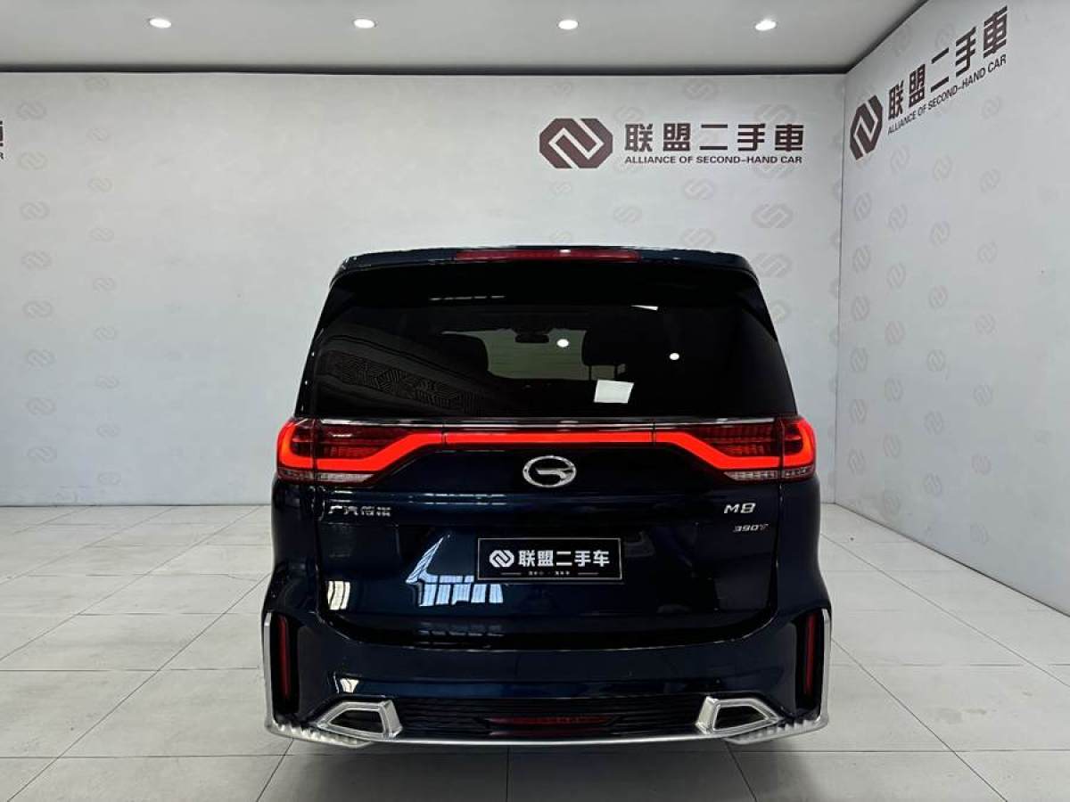 廣汽傳祺 M8  2024款 領(lǐng)秀系列 390T 尊享版圖片