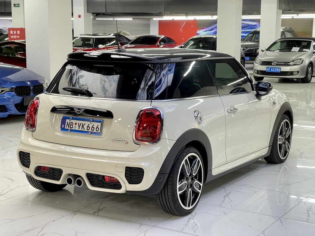 mini mini 2020款 2.0t cooper s 賽車手圖片