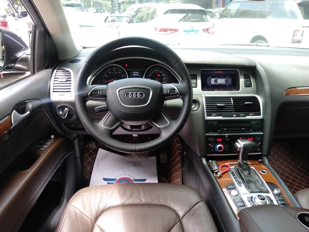 奧迪 奧迪Q7  2014款 35 TFSI 進(jìn)取型圖片