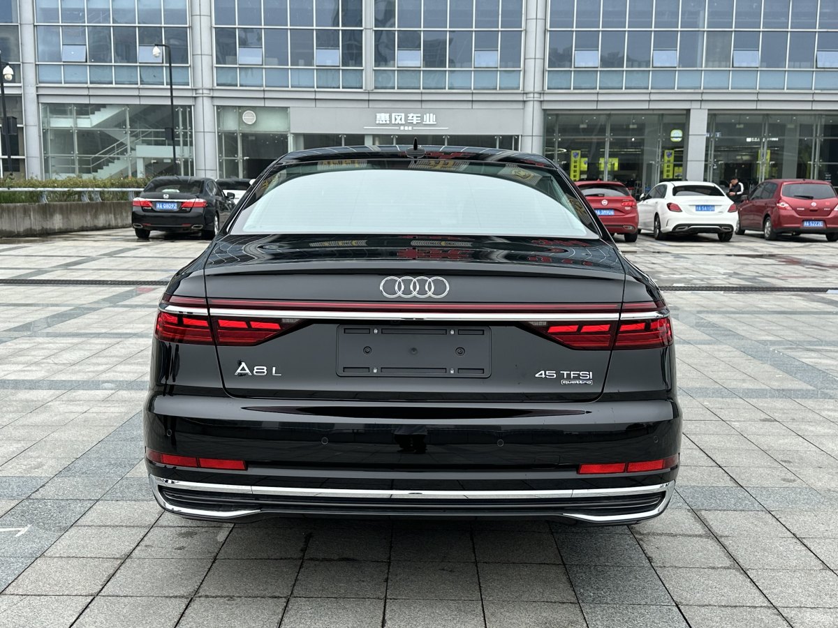 奧迪 奧迪A8  2024款 A8L 45 TFSI quattro 豪華型圖片