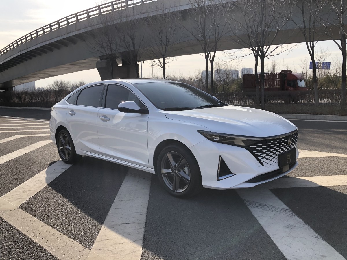 長(zhǎng)安 銳程PLUS  2023款 1.5T DCT尊貴型圖片