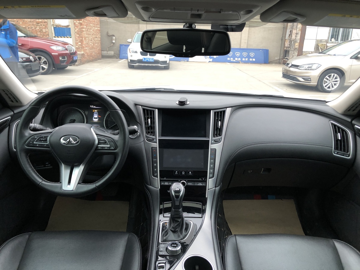 英菲尼迪 Q50L  2021款 2.0T 逸享版圖片