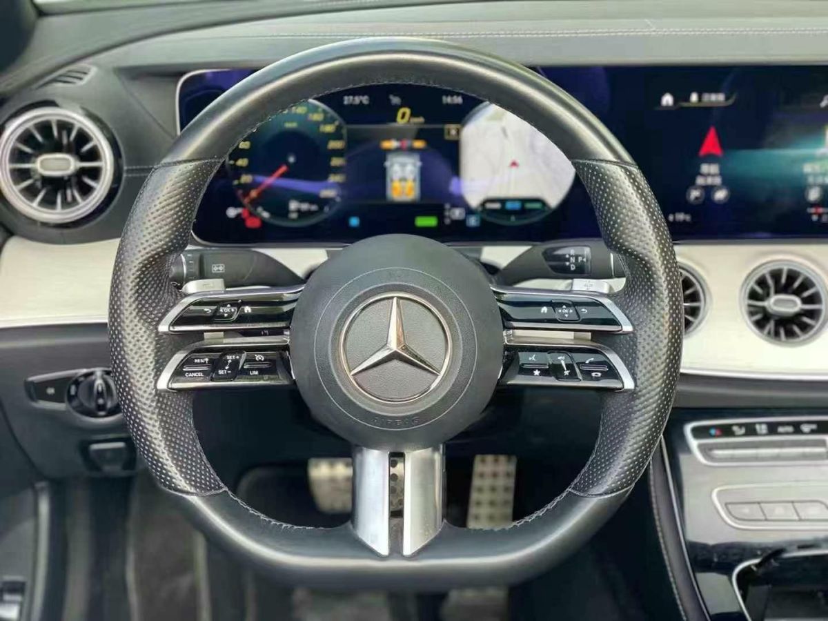 奔馳 奔馳E級  2021款 E 300 轎跑車圖片