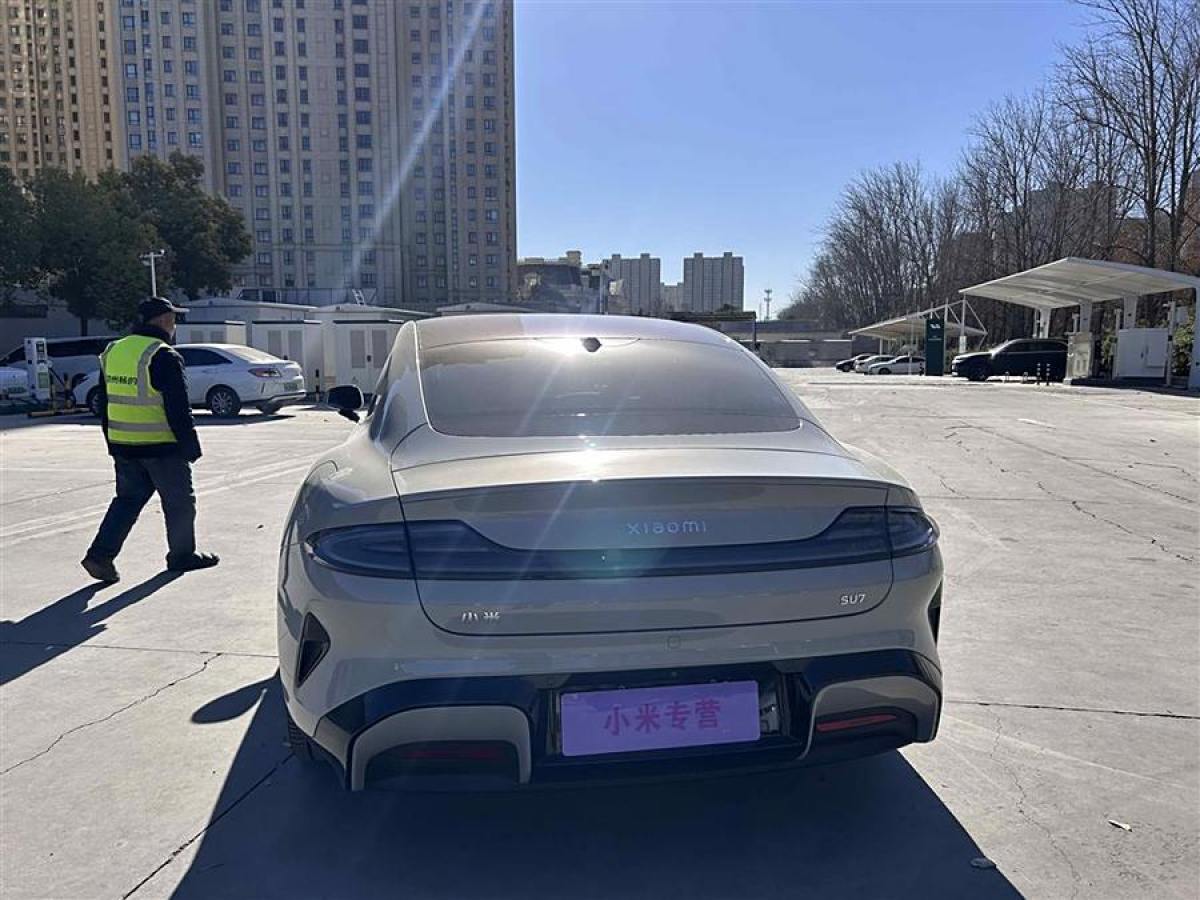 小米 小米SU7  2024款 700km 后驅(qū)長(zhǎng)續(xù)航智駕版圖片