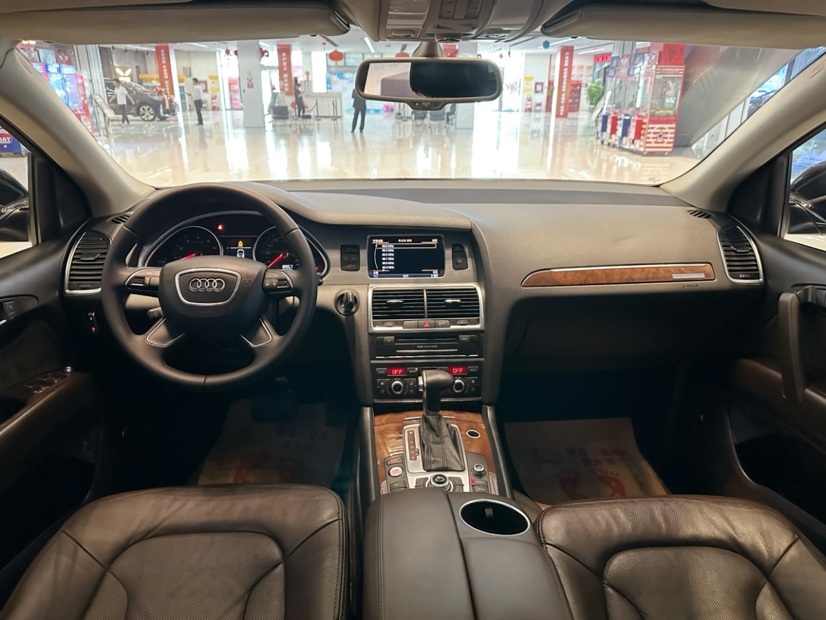 奧迪 奧迪Q7  2012款 3.0 TFSI 進(jìn)取型(200kW)圖片