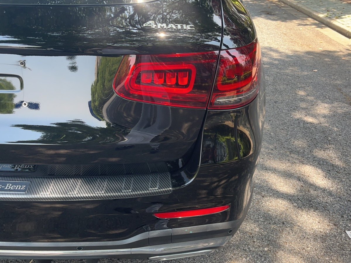 奔馳 奔馳GLC  2018款 改款 GLC 300 4MATIC 動感型圖片