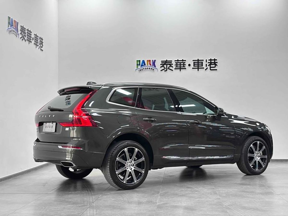 沃爾沃 XC60新能源  2024款 T8 插電混動 長續(xù)航四驅(qū)智雅豪華版圖片