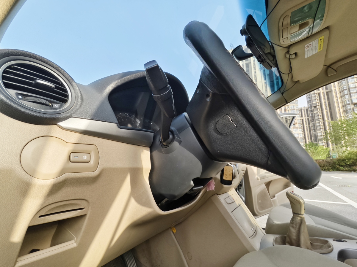 榮威 350  2014款 1.5L 手動迅捷版圖片