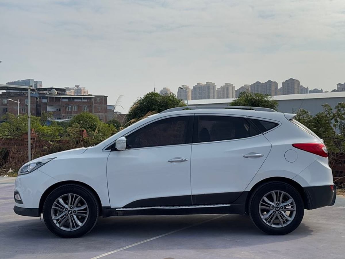 現(xiàn)代 ix35  2013款 2.0L 自動兩驅(qū)智能型GLS 國V圖片