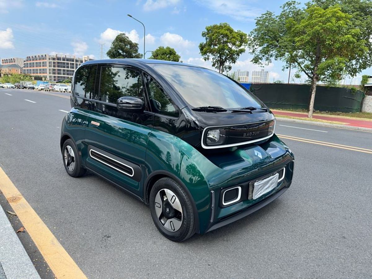 寶駿 寶駿KiWi EV  2021款 藝術(shù)家 三元鋰圖片