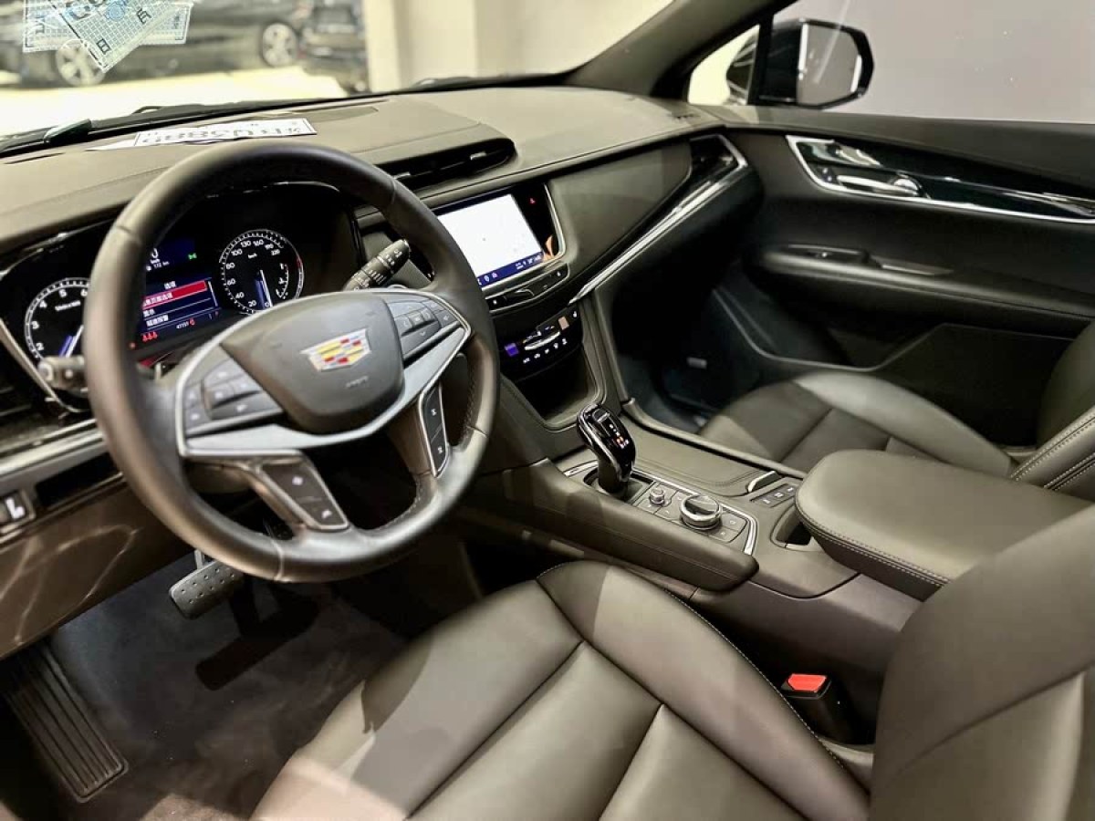 凱迪拉克 XT5  2021款 2.0T 兩驅(qū)豪華型圖片