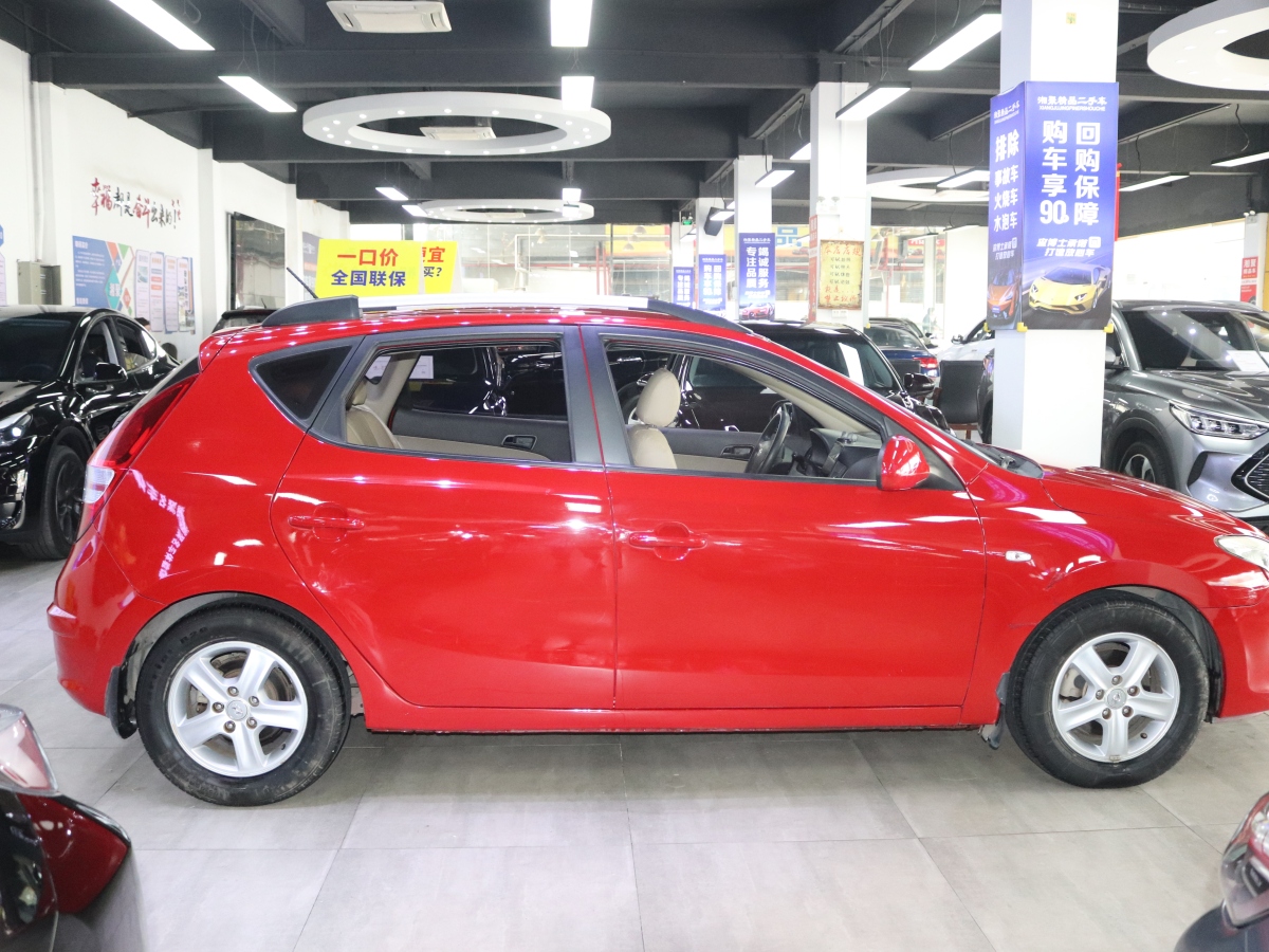 現(xiàn)代 i30  2009款 1.6L 自動舒享型圖片