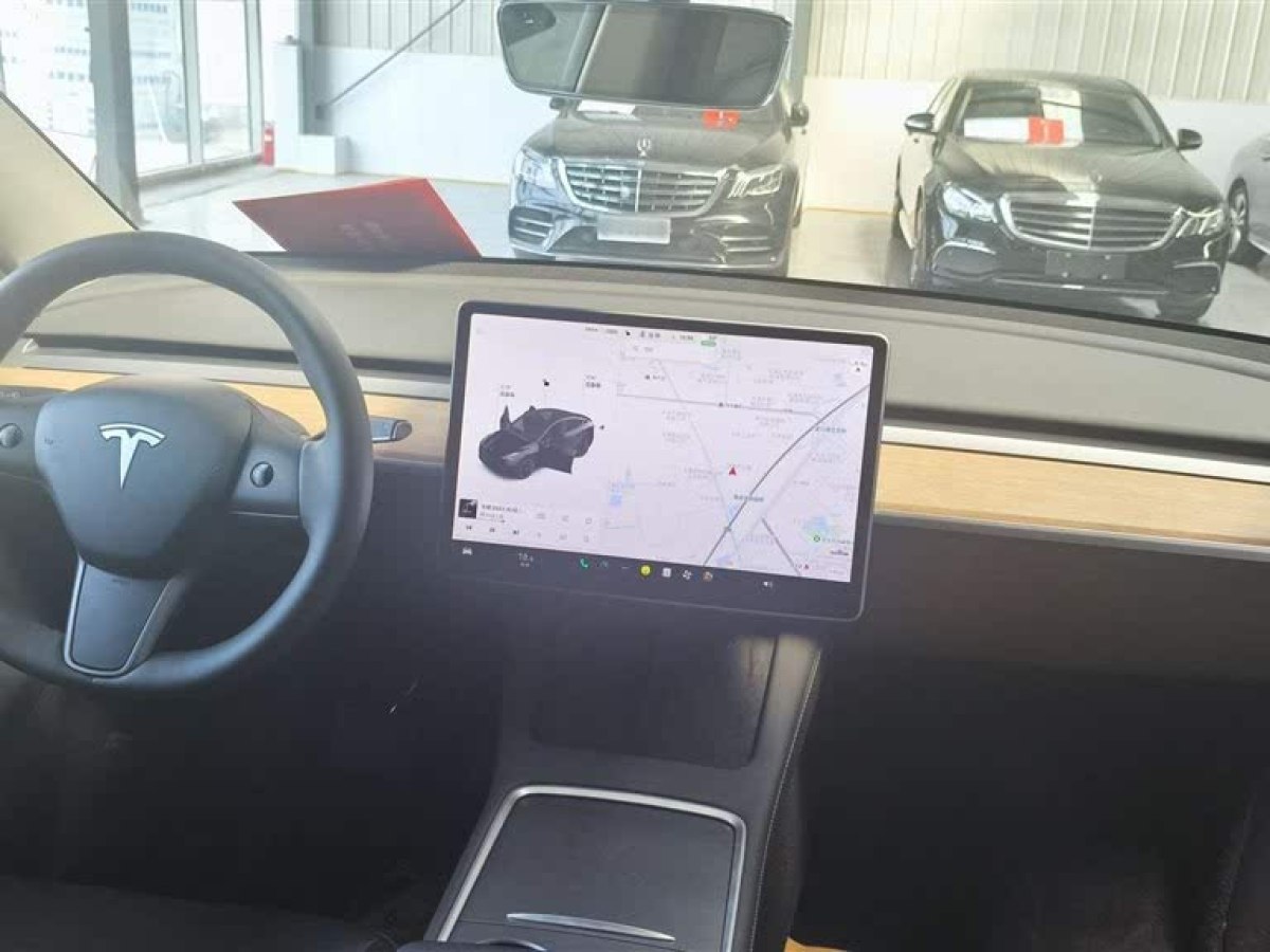 特斯拉 Model 3  2021款 標準續(xù)航后驅升級版 3D6圖片