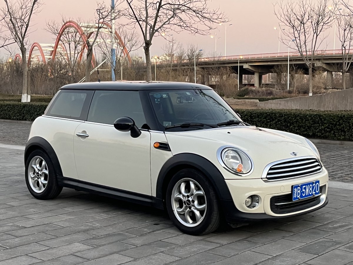 MINI COUNTRYMAN  2011款 1.6L COOPER Fun圖片