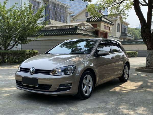 大众 高尔夫  2015款 1.4TSI 自动豪华型