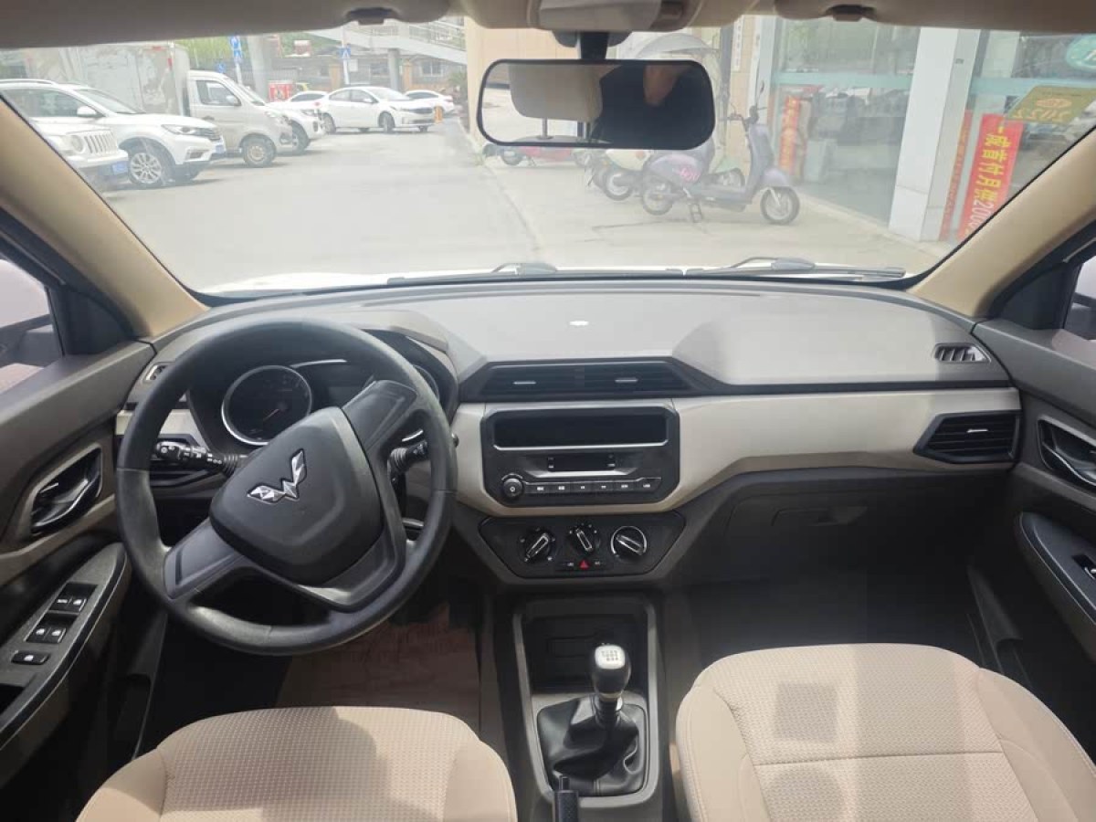 五菱 五菱宏光  2019款  1.5L S標準型國VI LAR圖片