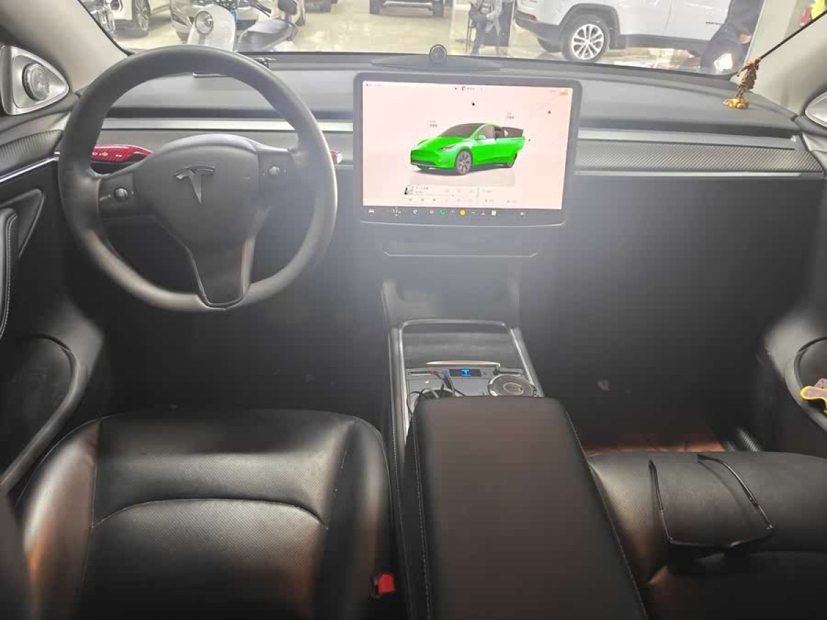 特斯拉 Model Y  2023款 后輪驅(qū)動版圖片